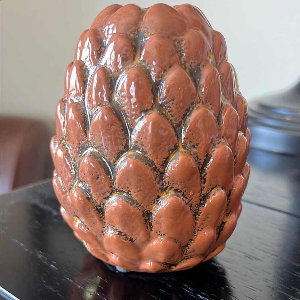 Rustic Brown Pinecone Ceramic candle holder-NEW